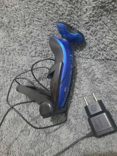 Barbeador Philips 7000