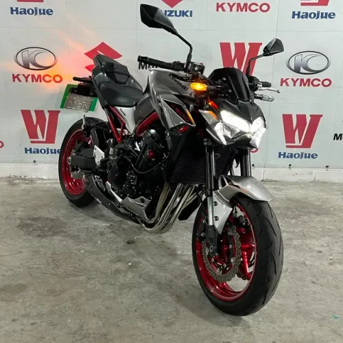 Kawasaki Z900