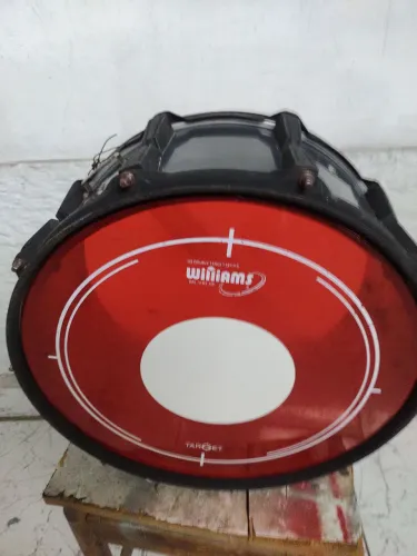 Caixa de bateria musical