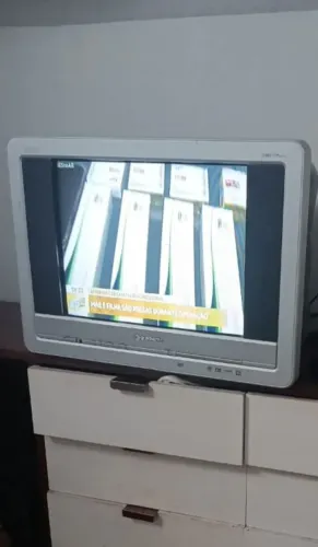 TV antiga Gradiente