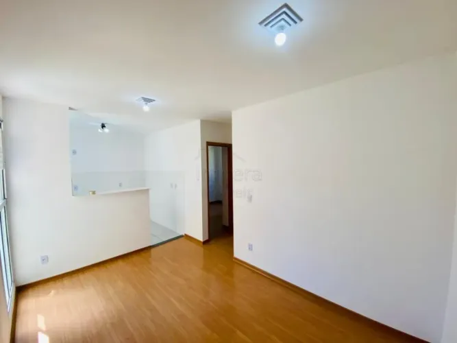 Apartamento para locação no Condomínio Campo das Tulipas, no bairro Bom Retiro localizado