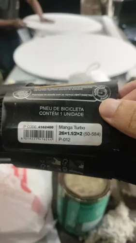 2 Pneus Novos Pirelli com 2 Câmara de Ar