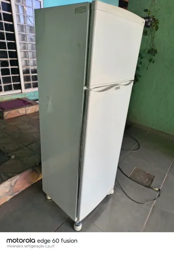 Geladeira Dako todo ?