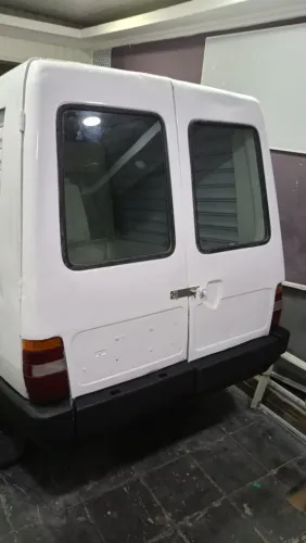 Carroca de Fiorino transformada para vendas