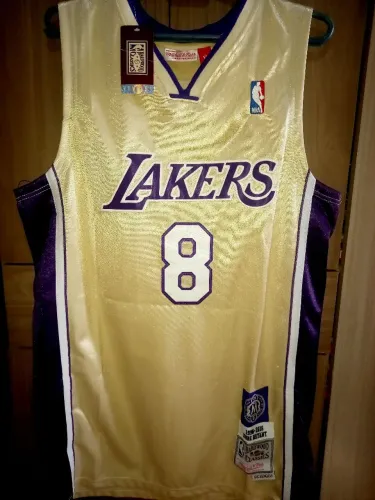 REGATA LAKERS DOURADA KOBE BRYANT NOVA MITCHELL AND NESS GG VESTE G