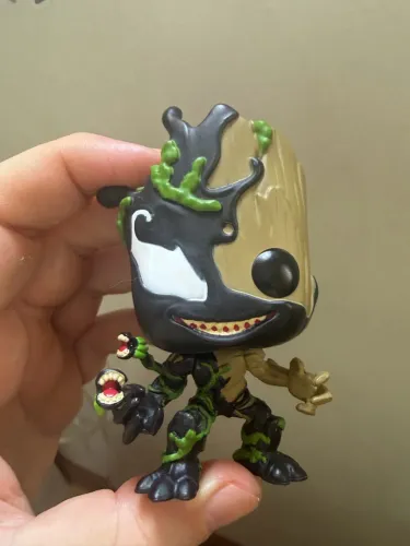 Funko Groot Venomized 601 - sem caixa