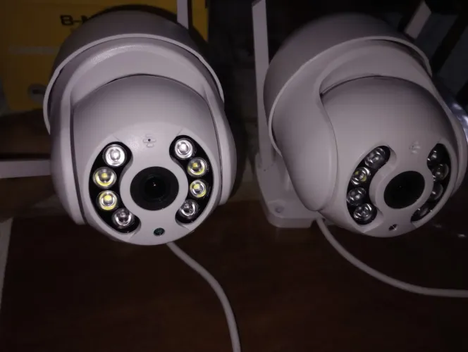 2 câmeras B Max ip170