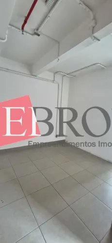 Sala comercial disponível para locação no bairro do Tatuapé!! Ótima oportunidade para o se