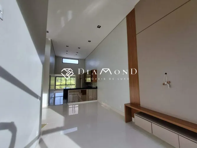 Casa em condomínio à venda, 3 quartos, 2 suítes, 2 vagas, Granja Marileusa - Uberlândia/MG