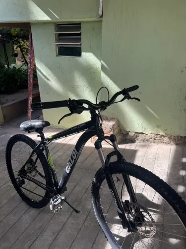 Bicicleta caloi aro 29