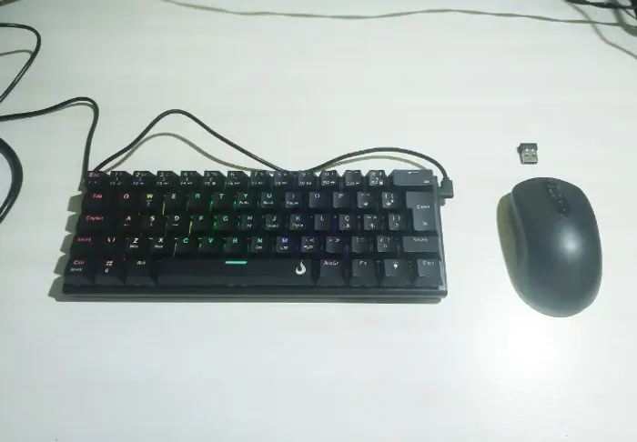 KIT UPGRADE GAMER - TECLADO MECÂNICO RISE + MOUSE SEM FIO