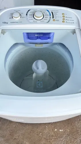 Máquina Electrolux 15kg conservada funcionando tudo