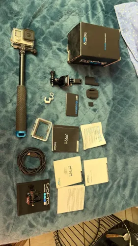 vendo go pro hero 4 silver, com tudo original