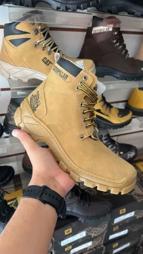 Botas Caterpillar Bege Luxo