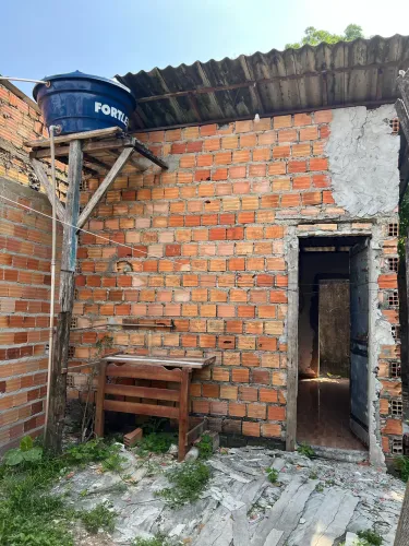 VENDO CASA NO BAIRRO SAO CLEMENTE
