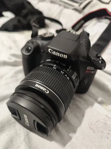 Camera Canon eos t7