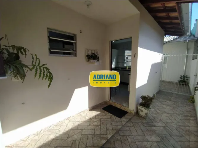 Casa com 1 dormitório para alugar, 41 m² por R$ 2.181,94/mês - Areias - São José/SC