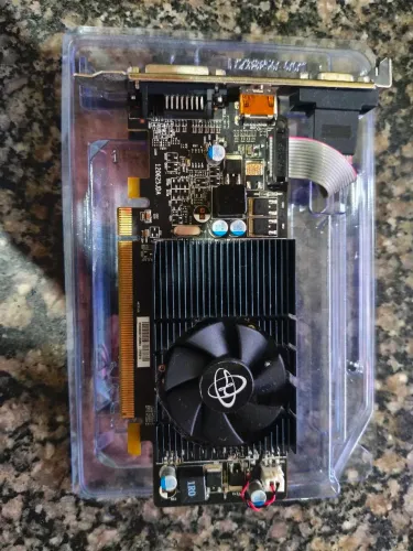 Radeon 6570 2GB