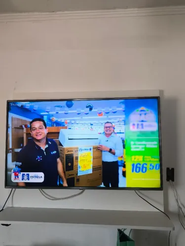 Vende se um tv LG samrt 4k 