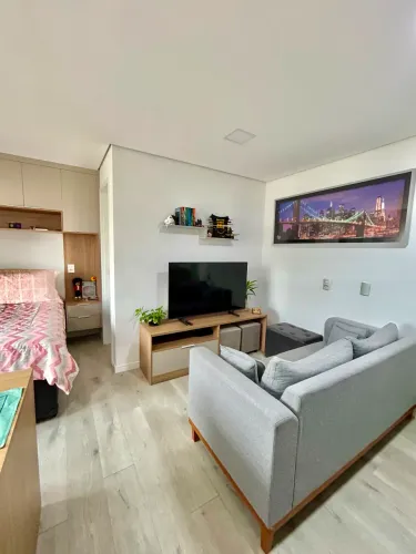 Studio mobiliado com 28m2 no Centro de Mogi