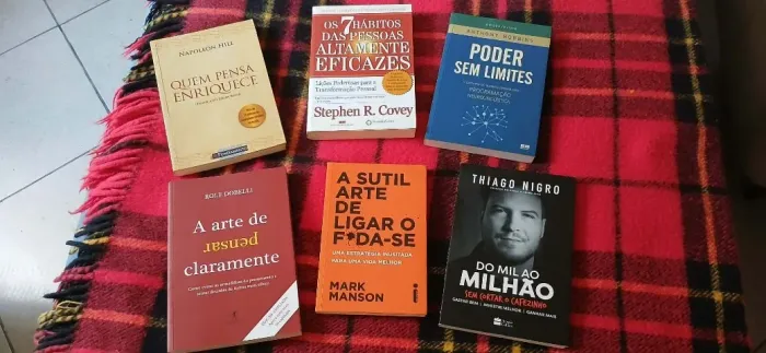 Livros de Desenvolvimento Pessoal, Mindset e Finanças.