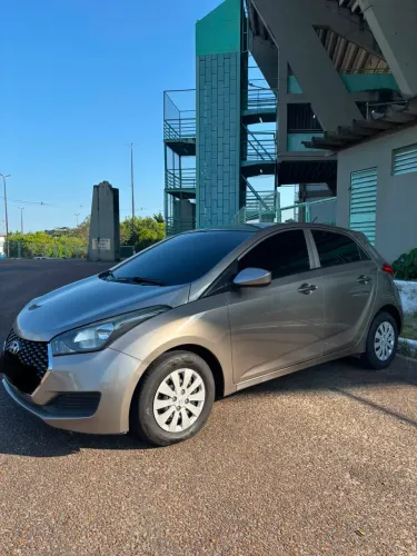 Hyundai HB20 Unique 1.0 Flex 12V Mec. 2019