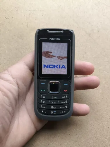 Celular Antigo Nokia 1680 Clássico Vintage Com Carregador e Bateria