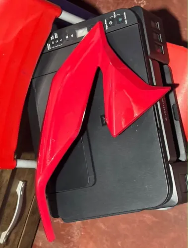 Carenagem ABA DE TANQUE vermelha similar da Honda CG 160 titan 2023/2024