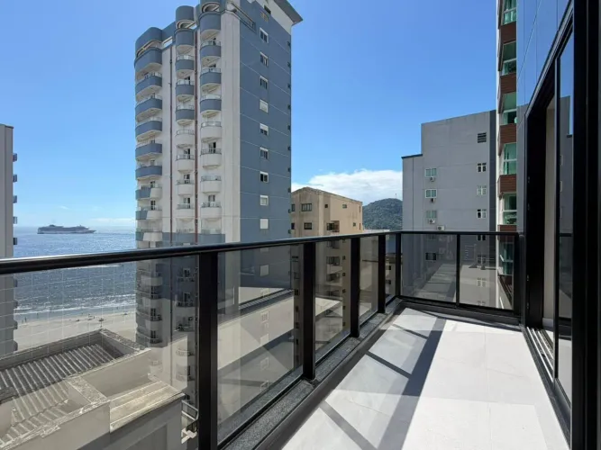 Apartamento - 4 dormitórios - 4 Suítes - localizado em Balneário Camboriú / Centro REF: DW