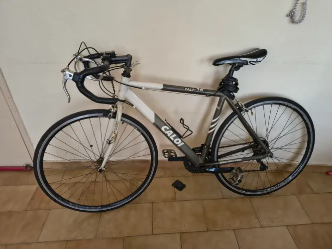 Vendo bicicleta Caloi 10, câmbio Shiman.