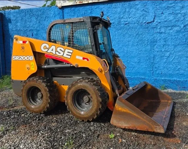 Mini carregadeira Case 2022 bobcat