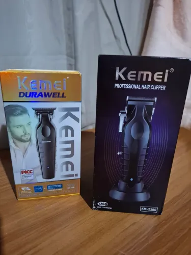 Vendo kit maquina de corta cabelo profissional marca Kemei