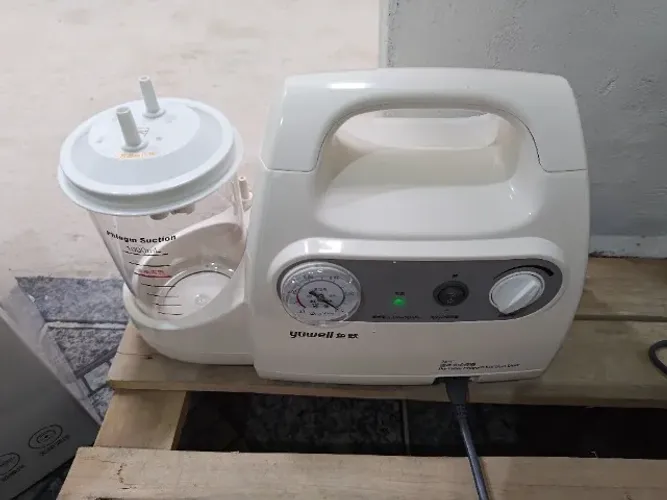 Yuwell Máquina de sucção unidade elétrica de dispositivo de bomba de sucção de catarro