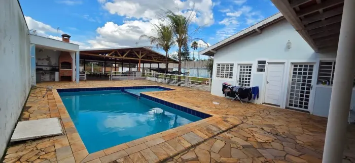 Chácara à venda em Piracicaba (Santa Rita) 3 dorms, piscina e espaço gourmet