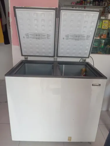 Vendo Freezer 2 portas