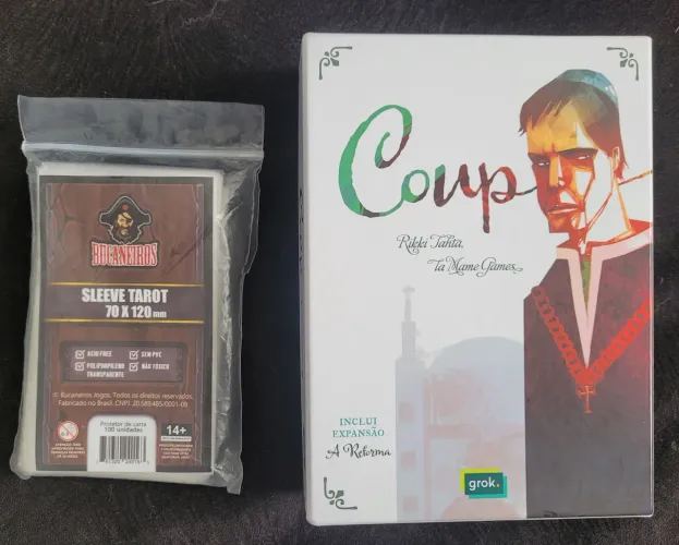 Jogo Coup Original Completo + Expansão A Reforma + Sleeves Premium - Novo