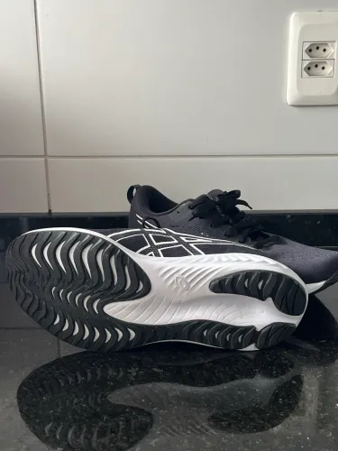 Asics Excite 10