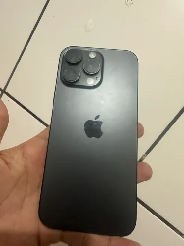 iPhone 16 pro Max todo original 