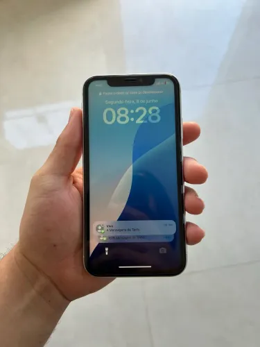 iPhone XR - 64g