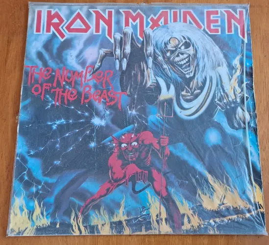 LP VINIL IRON MAIDEN - THE NUMBER OF THE BEAST