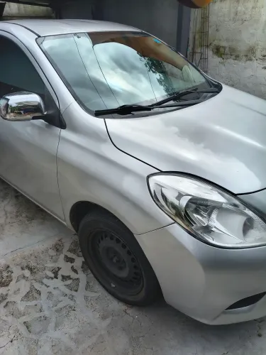 Nissan Versa S 1.6 16V Flex Fuel 4P Mec. 2013