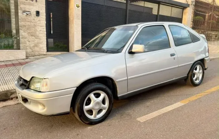 Chevrolet Kadett GL 2.0 MPFI / EFI (álcool) 1998