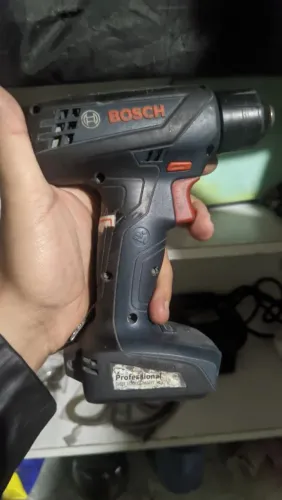 Parafusadeira/Furadeira Bosch GSR 1000 Smart 12V - Leia a descrição