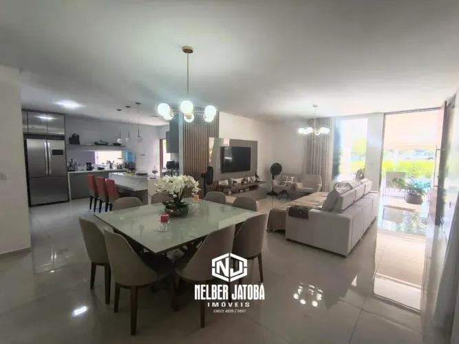 Casa de condomínio no Jardim Petrópolis, Maceió energia solar, 5 suítes
