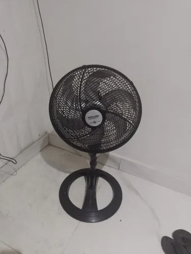 Ventilador de pé