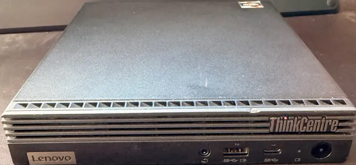 ThinkCentre - Lenovo Ryzen 5 Pro - 256gb nvme - 16gb Ram 