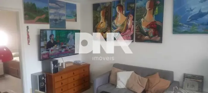 Apartamento : / Residencial / Centro