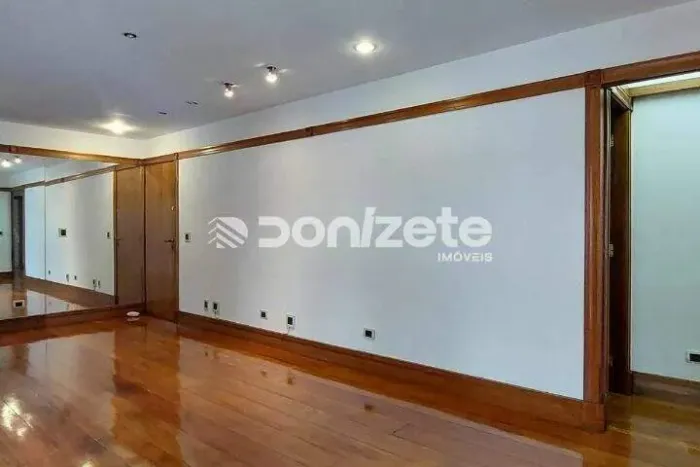 Apartamento para Aluguel em Santo André (Centro) | 3 Dorms (1 Suíte) | 134m² | 2 vagas fix