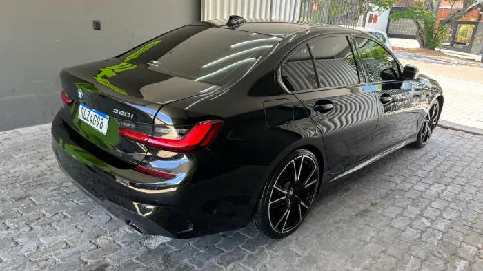 BMW 320I A 2.0 TB M Sport Activeflex 16V 4P 2022