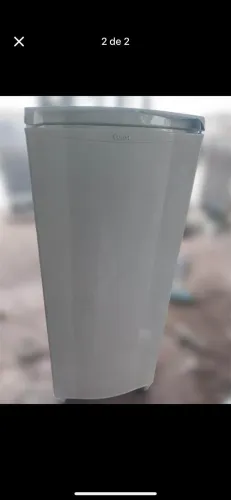 Geladeira cônsul com defeito